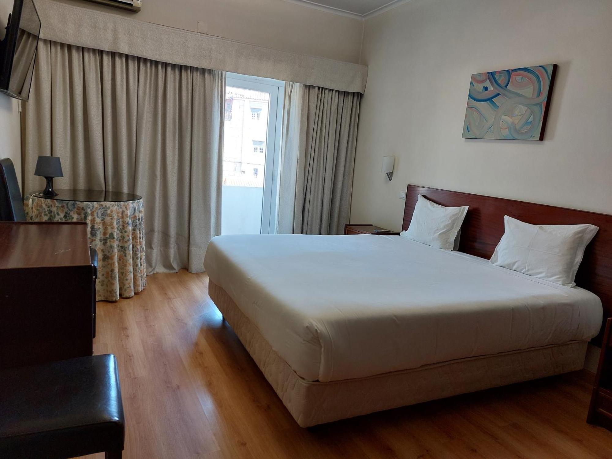 Petrus Hotel Шавиш Экстерьер фото