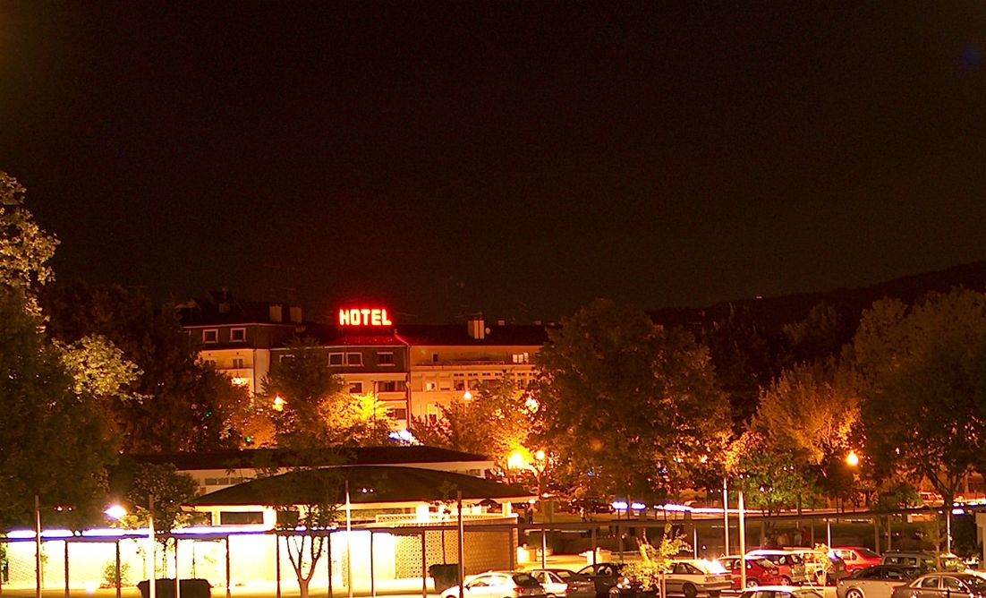 Petrus Hotel Шавиш Экстерьер фото